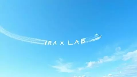 AI Video from prompt: A bright blue daytime sky with soft, wispy cloud