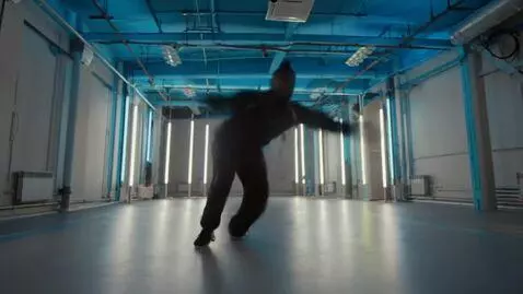 AI Video from prompt: dustin poirier breakdancing