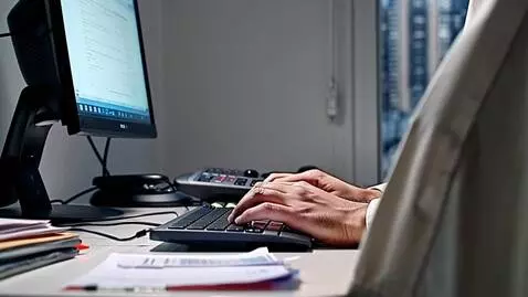AI Video from prompt: Hi my name is Jude and trade Bitcoin on Jude Son