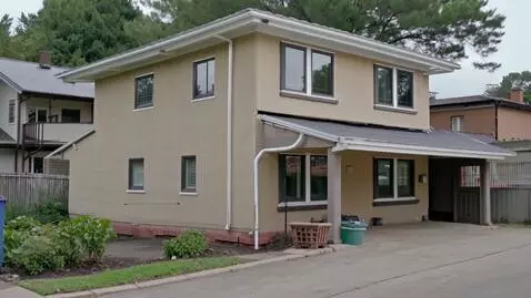 AI Video from prompt: Noisy compound house