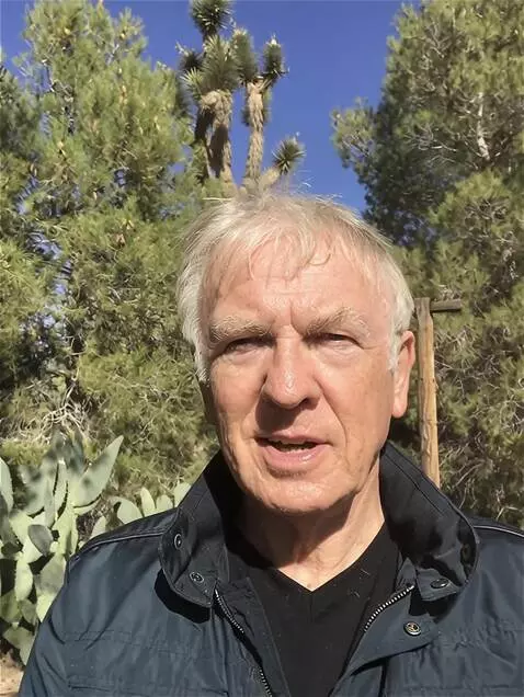 AI Video from prompt: the introducer announces the coming program, he 