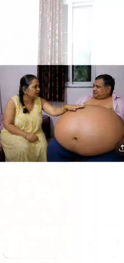 AI Video from prompt: Create a video where this lady is rubbing her le