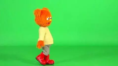 AI Video from prompt: elmo walking green screen