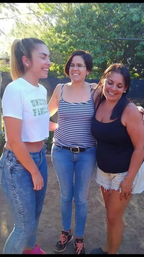 AI Video from prompt: The women on the sides leave and a 55 years old 