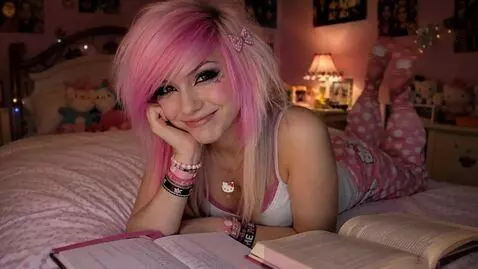 AI Video from prompt: a beautiful girl looking at viewer, flirty, lovi
