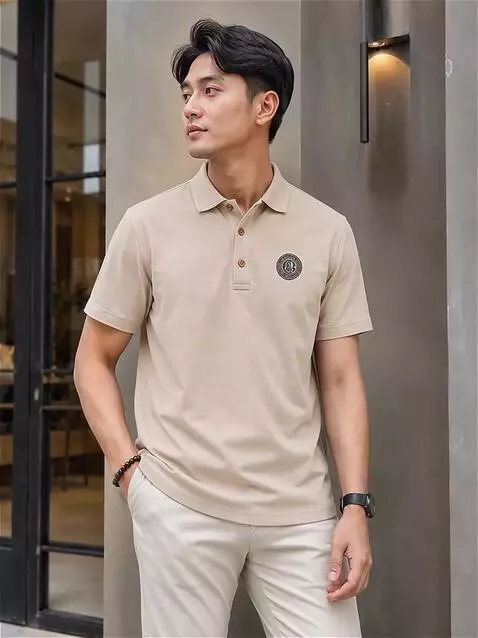 AI Video from prompt: Video promosi baju polo shirt