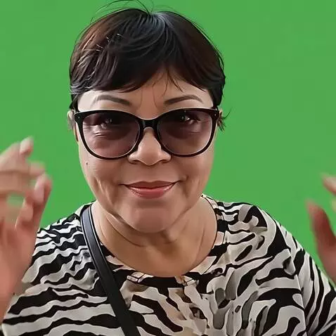 AI Video from prompt: Let the woman take off her glasses completely an