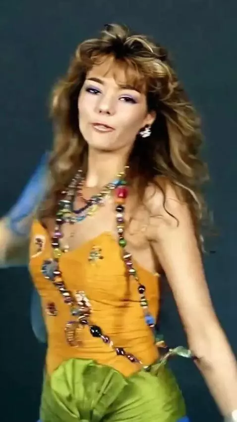 AI Video from prompt: The girl's face should resemble the original, an