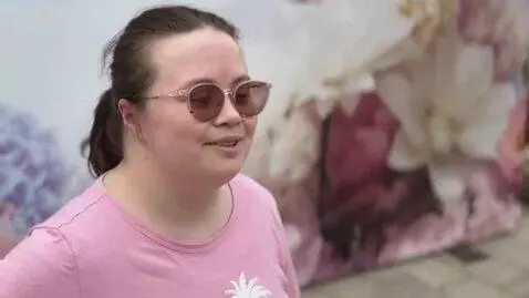 AI Video from prompt: I am Madina in the elenovka village was talking 