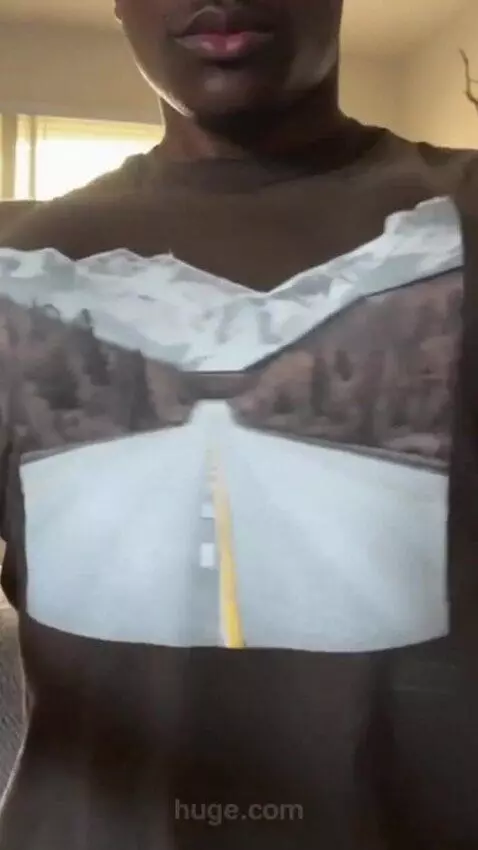 AI Video from prompt: Live phone perspective with 8k resolution within