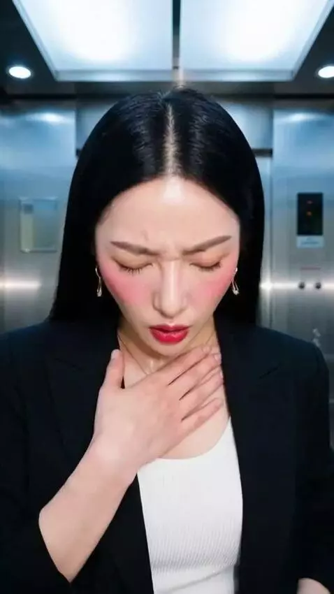 AI Video from prompt: Commercial TV Style: Ultra-realistic, cinematic 