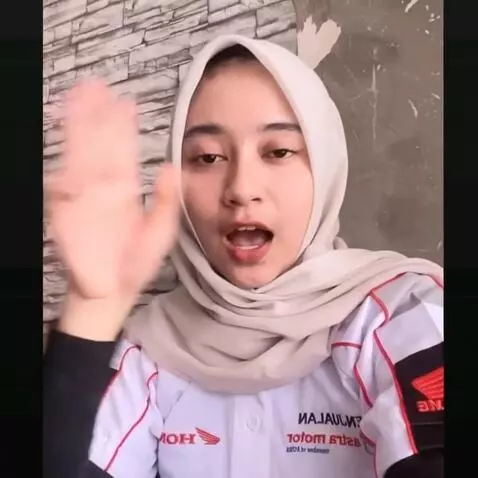 AI Video from prompt: for viral TikTok dancing