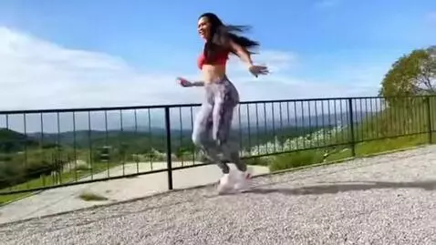 AI Video from prompt: Twerk hot slow