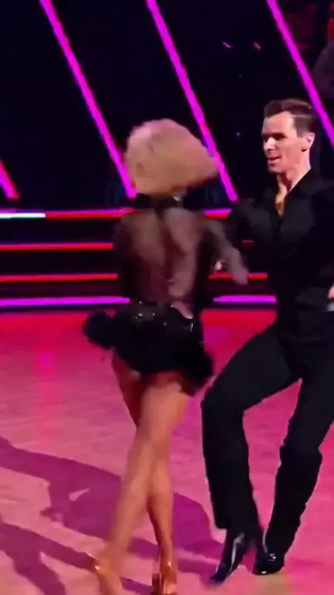AI Video from prompt: Tatyana is performing the jive dance in an ultra