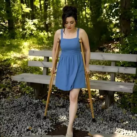 AI Video from prompt: A one-legged woman moves forward with short step