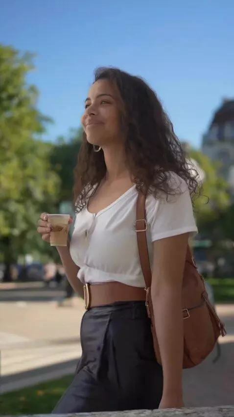 AI Video from prompt: How to create a realistic and cinematic UGC ads
