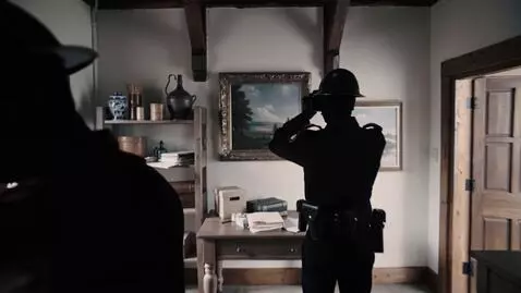 AI Video from prompt: **Pure cinematic silhouette animation, NOT real 