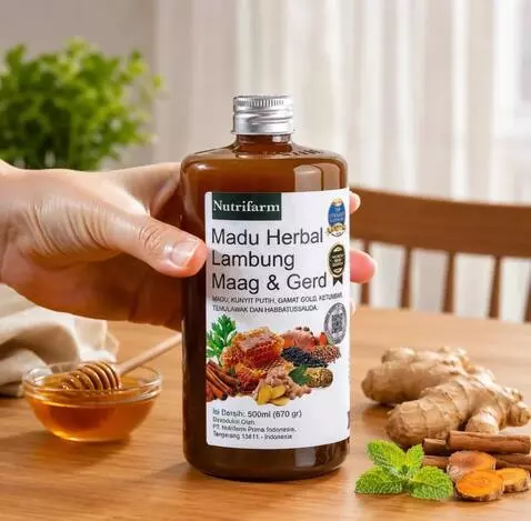 AI Video from prompt: A person holds the honey bottle naturally in one