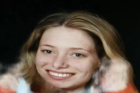 AI Video from prompt: Blond girl loses shirt in the wind and her chest