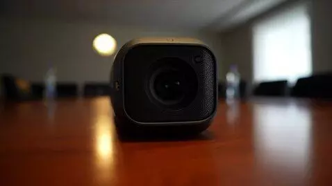 AI Video from prompt: Photoreal close-up of a modern business projecto