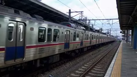 AI Video from prompt: Поезд поехали