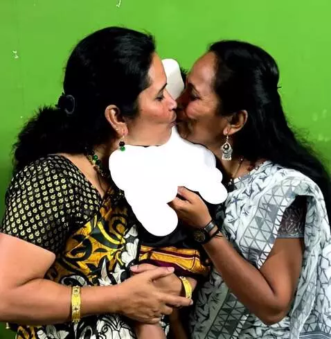 AI Video from prompt: kissing passionately