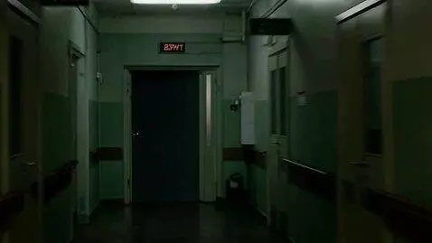 AI Video from prompt: Hyperlapse x5: Race through the rooms of a night