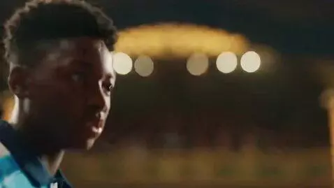 AI Video from prompt: Create a premium, ultra-realistic cinematic spor