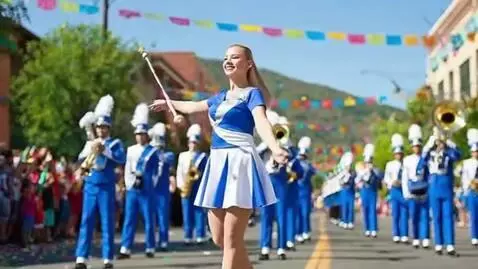 AI Video from prompt: Bring the picture to life at the carnival — Fies