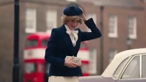 AI Video from prompt: Funny scene With Lady Diana