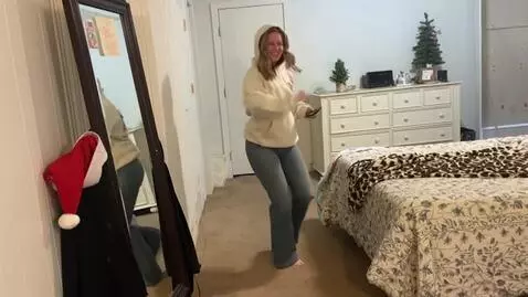 AI Video from prompt: Make her shake her butt