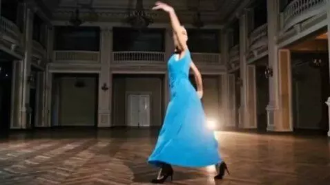 AI Video from prompt: a woman dancing tango, alone