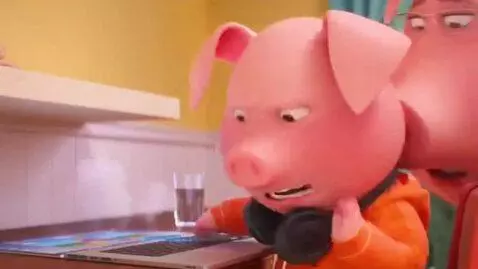 AI Video from prompt: Peppa rages at roblox and puts computer in the w
