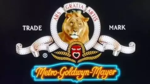 AI Video from prompt: A 1950s classic Hollywood film studio logo prese