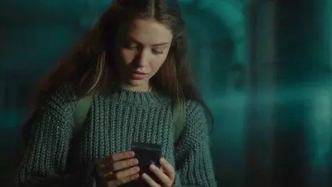 AI Video from prompt: Prompt in English. A mysterious episode from sci