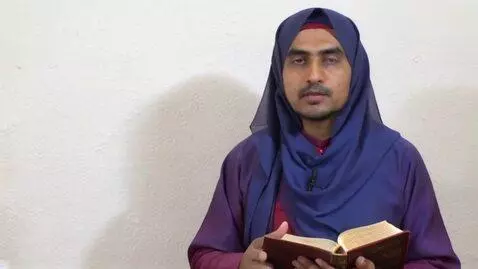 AI Video from prompt: Islamic story