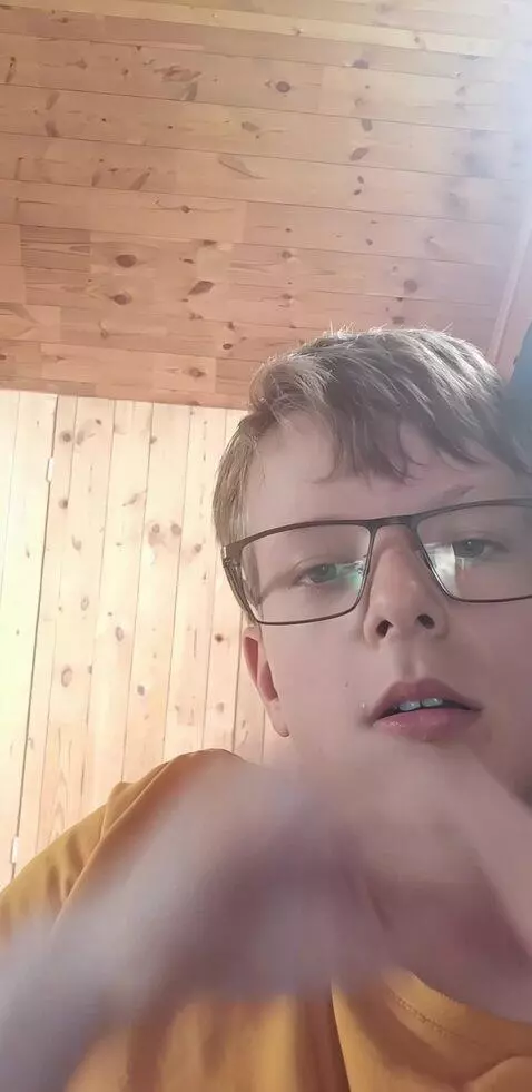 AI Video from prompt: пусть он сделает сигму