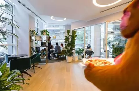 AI Video from prompt: create a vibrant active office with the people t