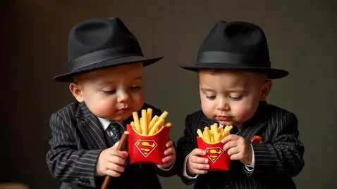 AI Video from prompt: Gangster Dapper elderly Babies holding Supermans