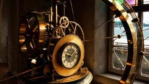 AI Video from prompt: The scene opens with a close-up of an antique cl