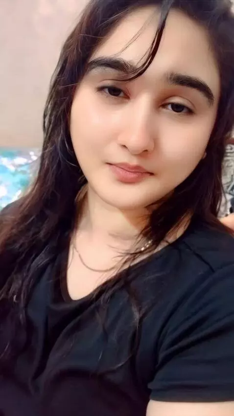 AI Video from prompt: Make her do a aheago face