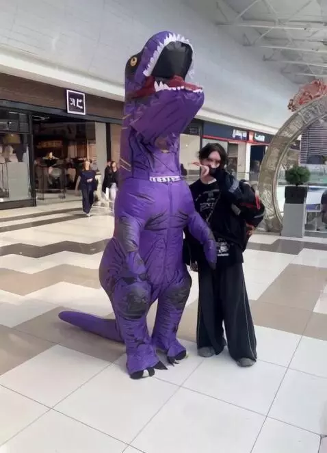 AI Video from prompt: Transformation into a shark