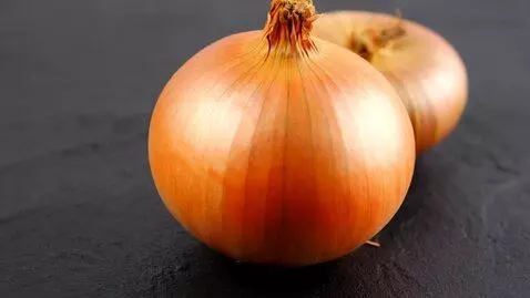AI Video from prompt: Create an ad for my product is onion poweder , i