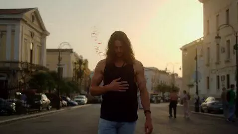 AI Video from prompt: 2000's style carton ,a 21 years old white brown 