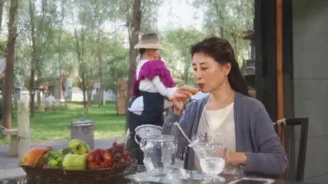 AI Video from prompt: hot asian girl