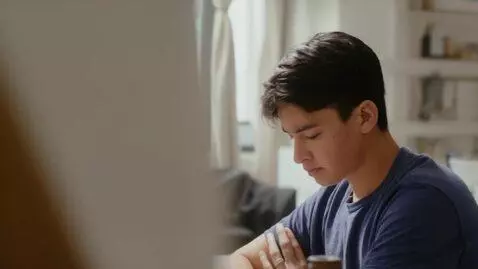 AI Video from prompt: Cyberbullying can happen to anyone — boys or gir