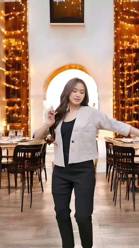 Kling 2.1 (pro) video