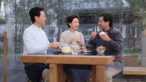 AI Video from prompt: hentai anthropramophic man