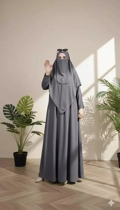 AI Video from prompt: Wanita tersebut sedang berdiri sambil melambaika