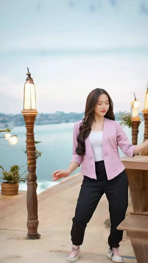 Kling 2.1 (pro) video